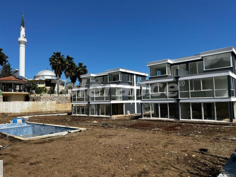 Villa van de ontwikkelaar in Çamyuva, Kemer zwembad afbetaling - 80912 Villa van de ontwikkelaar in Çamyuva, Kemer zwembad afbetaling - onroerend goed kopen in Turkije - 80912
