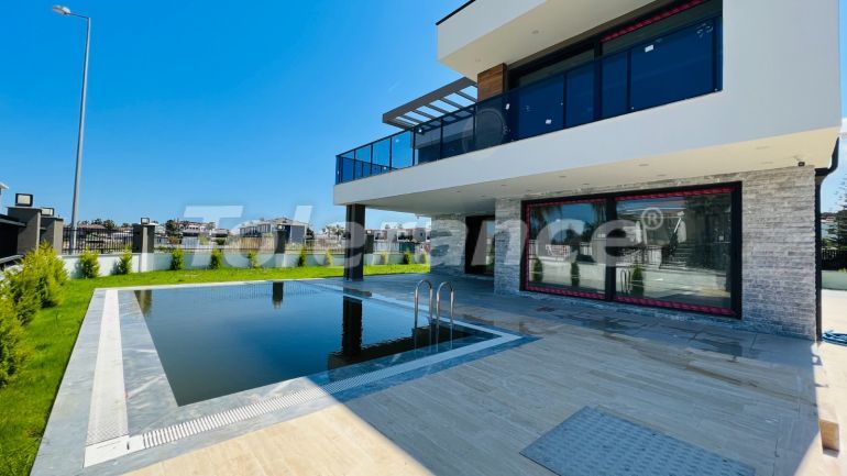 Villa from the developer in Çamyuva, Kemer with pool - buy realty in Turkey - 80968