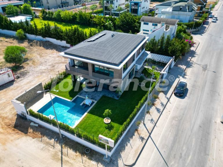 Villa van de ontwikkelaar in Belek Centrum, Belek zwembad - 102059 Villa van de ontwikkelaar in Belek Centrum, Belek zwembad - onroerend goed kopen in Turkije - 102059