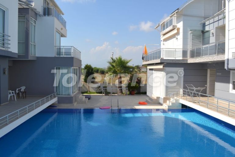 Villa еn Belek Centre, Belek piscine - acheter un bien immobilier en Turquie - 102268