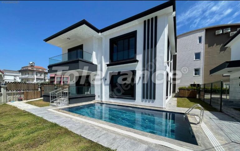 Villa in center, Belek with pool - buy realty in Turkey - 54330