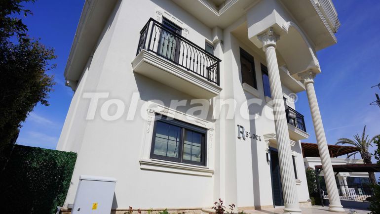 ویلا از سازنده که در مرکز بلک, بلک استخر - 78800 ویلا از سازنده که در مرکز بلک, بلک استخر - خرید ملک در ترکیه - 78800