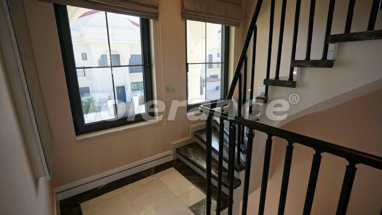 ویلا از سازنده که در مرکز بلک, بلک استخر - 78818 ویلا از سازنده که در مرکز بلک, بلک استخر - خرید ملک در ترکیه - 78818