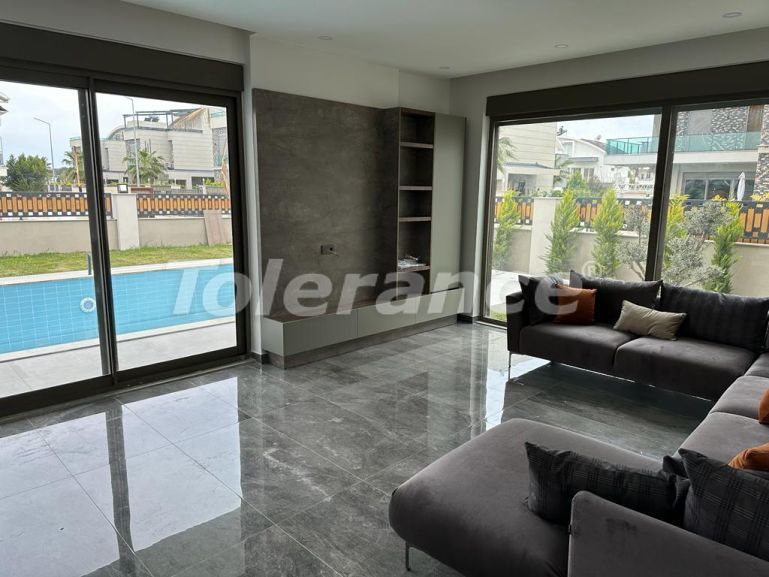 Villa van de ontwikkelaar in Belek Centrum, Belek zwembad - 83447 Villa van de ontwikkelaar in Belek Centrum, Belek zwembad - onroerend goed kopen in Turkije - 83447