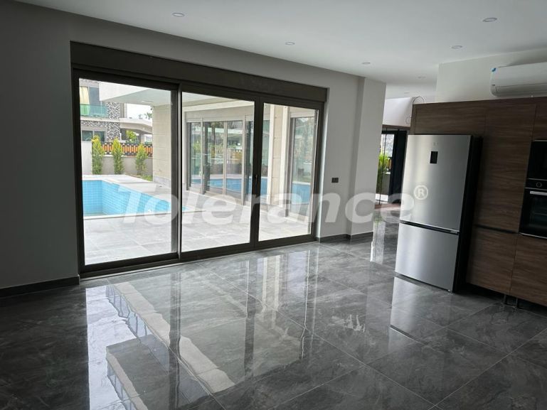 Villa van de ontwikkelaar in Belek Centrum, Belek zwembad - 83462 Villa van de ontwikkelaar in Belek Centrum, Belek zwembad - onroerend goed kopen in Turkije - 83462