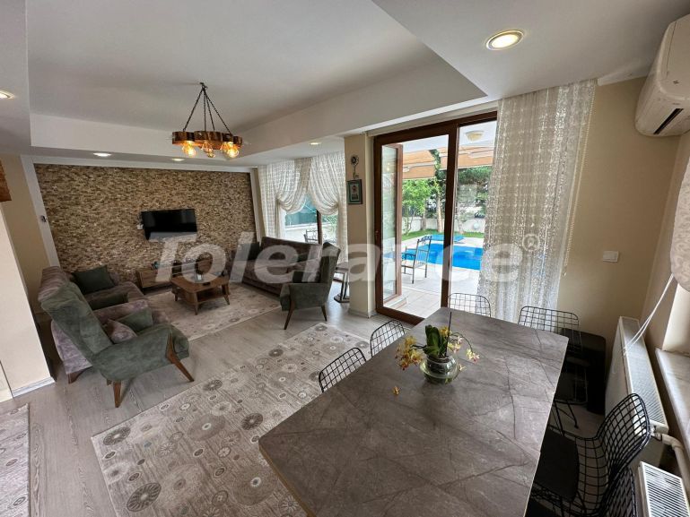 Villa in Belek Zentrum, Belek pool - immobilien in der Türkei kaufen - 94781