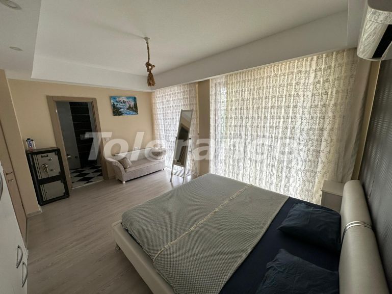 Villa in Belek Zentrum, Belek pool - immobilien in der Türkei kaufen - 94804