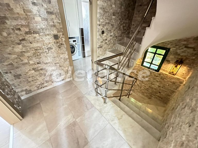 Villa in Belek Zentrum, Belek pool - immobilien in der Türkei kaufen - 94811