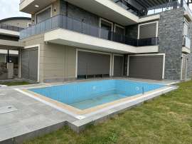 Villa van de ontwikkelaar in Belek Centrum, Belek zwembad - onroerend goed kopen in Turkije - 83451