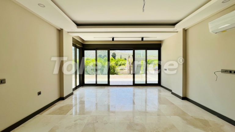 فلل من المتعهد في:في مركز مدينة كيمير, كيمير مسبح - شراء عقار في تركيا - 136321