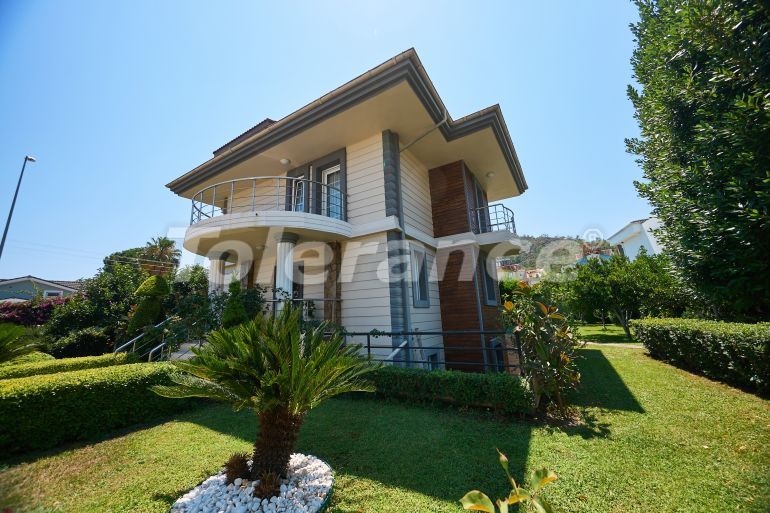 Villa in Kemer Zentrum, Kemer pool - immobilien in der Türkei kaufen - 141263