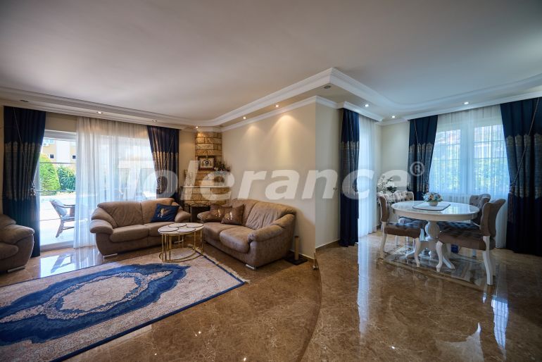 Villa in Kemer Zentrum, Kemer pool - immobilien in der Türkei kaufen - 141271