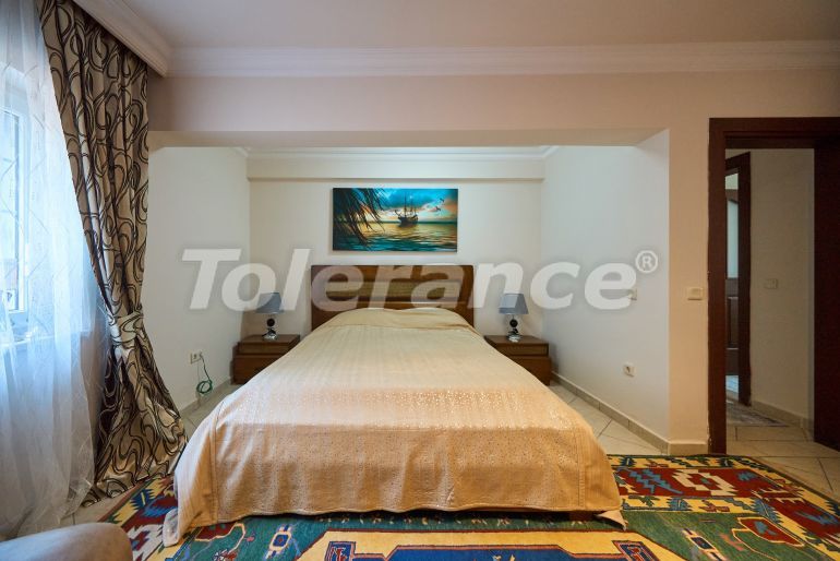 Villa in Kemer Zentrum, Kemer pool - immobilien in der Türkei kaufen - 141278