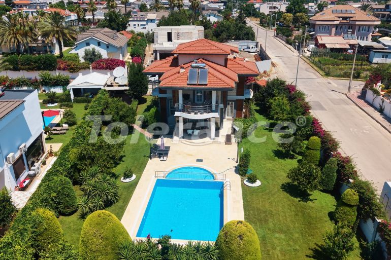 Villa in Kemer Zentrum, Kemer pool - immobilien in der Türkei kaufen - 141294