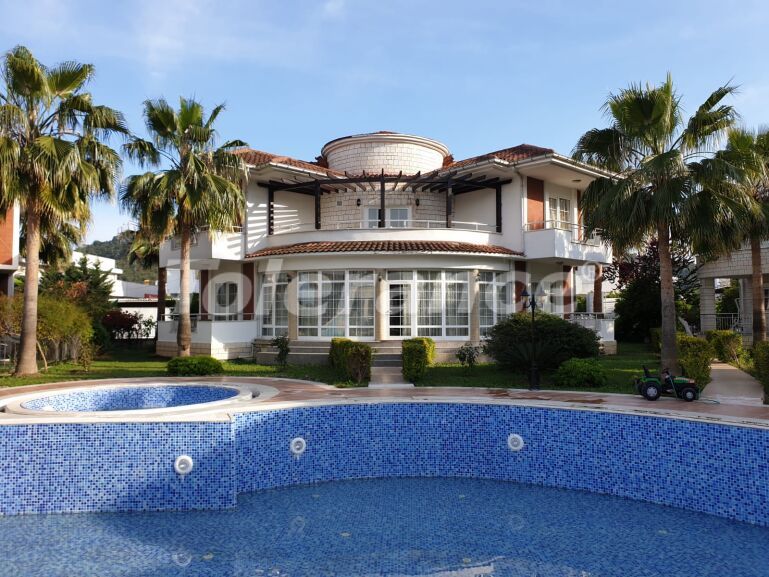 Villa vom entwickler in Kemer Zentrum, Kemer pool - immobilien in der Türkei kaufen - 57039