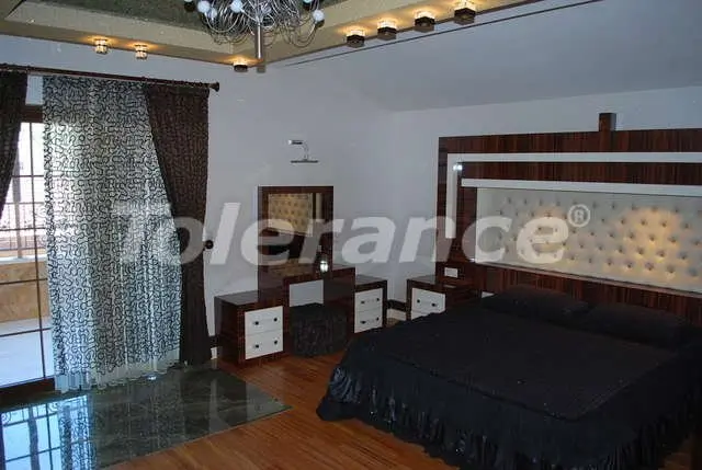 ویلا از سازنده که در مرکز کمر, کمر استخر - خرید ملک در ترکیه - 9380