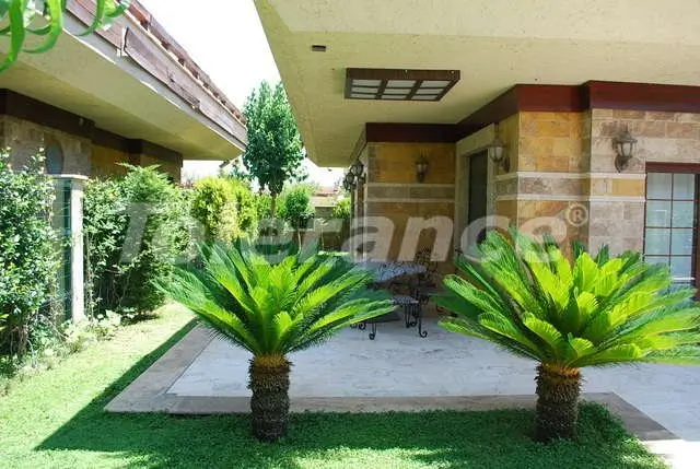 ویلا از سازنده که در مرکز کمر, کمر استخر - خرید ملک در ترکیه - 9390