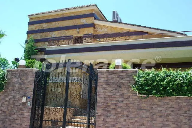 ویلا از سازنده که در مرکز کمر, کمر استخر - خرید ملک در ترکیه - 9393