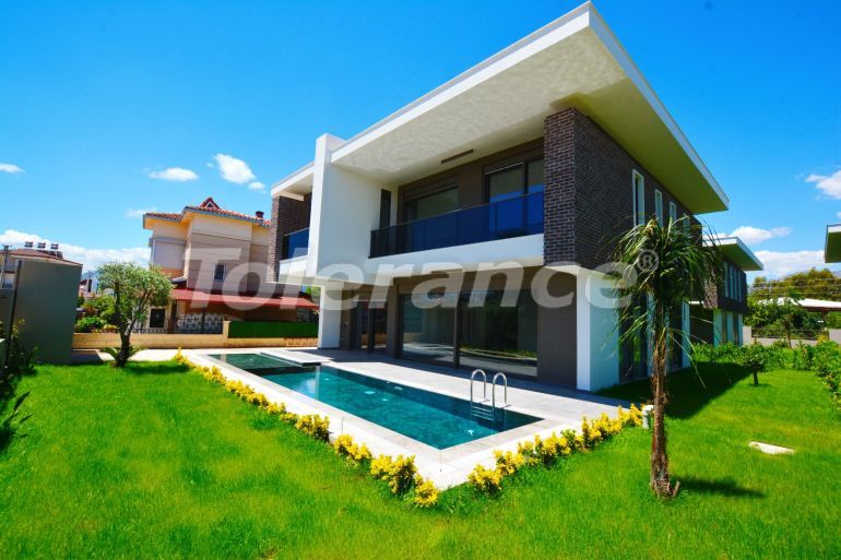 Villa van de ontwikkelaar in Döşemealtı, Antalya zwembad - onroerend goed kopen in Turkije - 104496