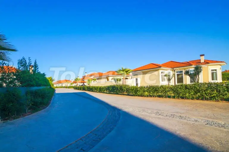Villa from the developer in Döşemealtı, Antalya with pool - 10725 Villa from the developer in Döşemealtı, Antalya with pool - buy realty in Turkey - 10725
