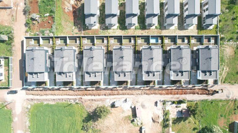 Villa van de ontwikkelaar in Döşemealtı, Antalya zwembad - 108792 Villa van de ontwikkelaar in Döşemealtı, Antalya zwembad - onroerend goed kopen in Turkije - 108792