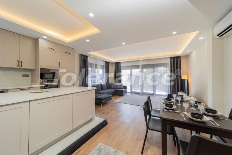 ویلا که در دوشمالتی, آنتالیا استخر - خرید ملک در ترکیه - 113249