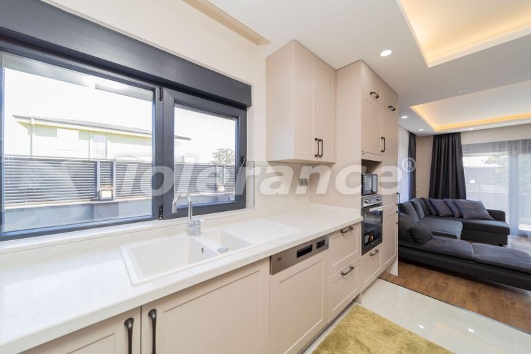 ویلا که در دوشمالتی, آنتالیا استخر - خرید ملک در ترکیه - 113254