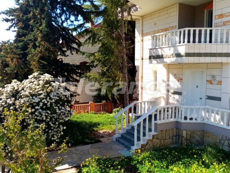 Villa in Döşemealtı, Antalya - buy realty in Turkey - 114535