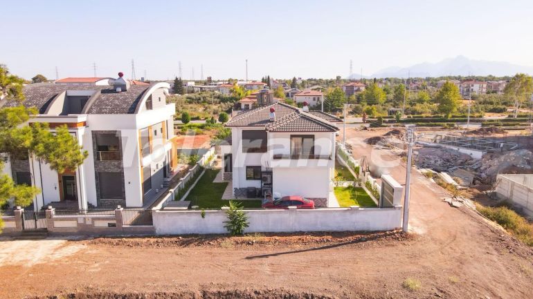Villa in Döşemealtı, Antalya - buy realty in Turkey - 114684