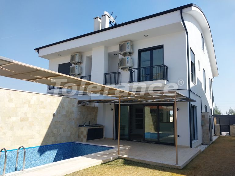 Villa in Döşemealtı, Antalya with pool - buy realty in Turkey - 118205