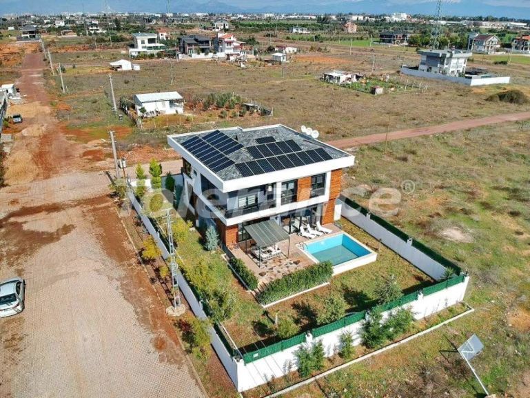 فلل في:في دوشيمالتي, أنطاليا مسبح - شراء عقار في تركيا - 131502