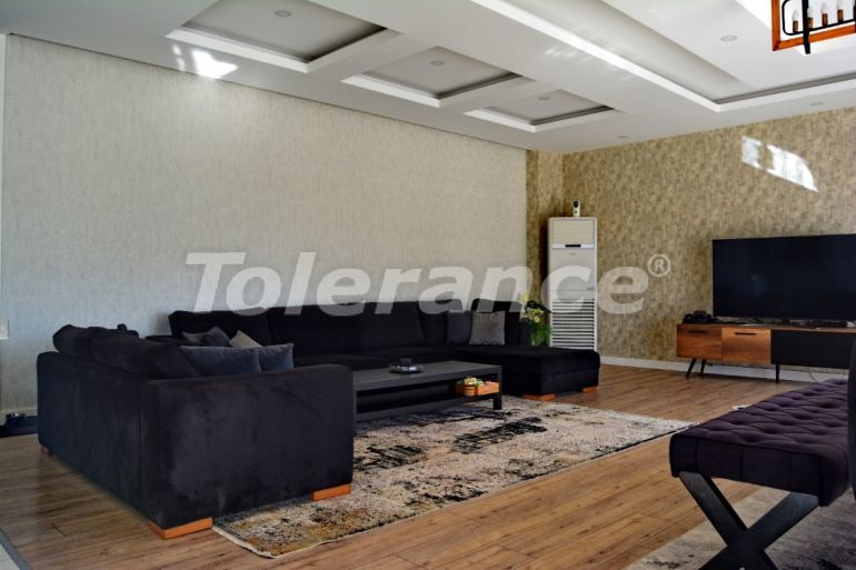 فلل في:في دوشيمالتي, أنطاليا مسبح - شراء عقار في تركيا - 131504