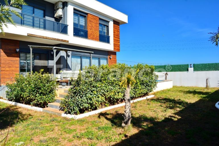 فلل في:في دوشيمالتي, أنطاليا مسبح - شراء عقار في تركيا - 131517