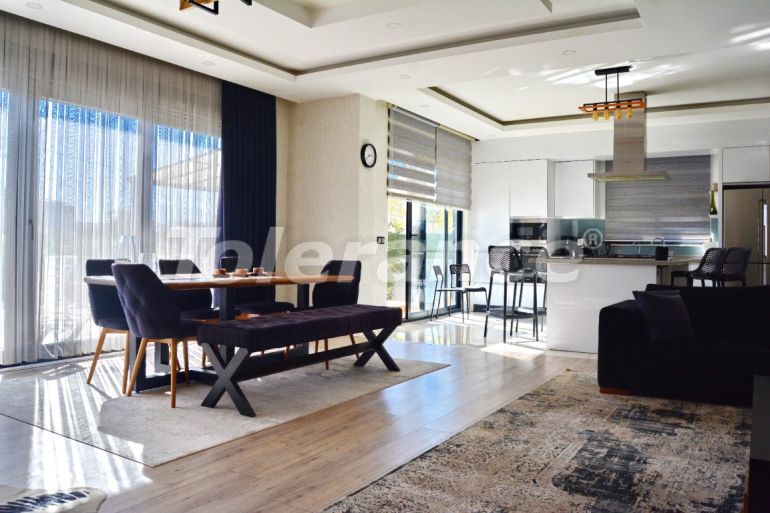 فلل في:في دوشيمالتي, أنطاليا مسبح - شراء عقار في تركيا - 131520