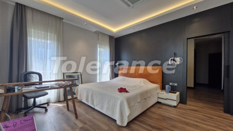 Villa in Döşemealtı, Antalya mit pool - immobilien in der Türkei kaufen - 141485