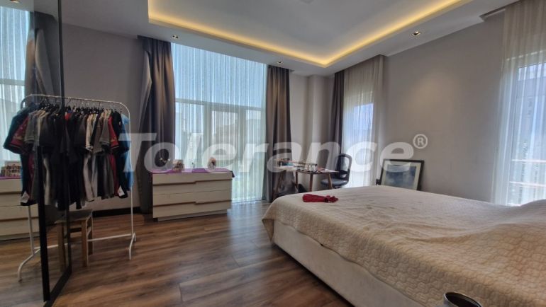 Villa in Döşemealtı, Antalya mit pool - immobilien in der Türkei kaufen - 141486