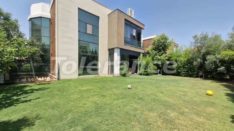 Villa in Döşemealtı, Antalya mit pool - immobilien in der Türkei kaufen - 141499