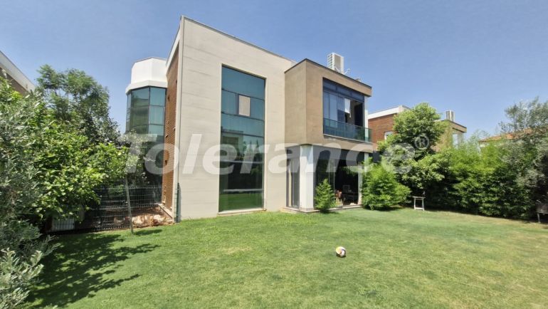 Villa in Döşemealtı, Antalya mit pool - immobilien in der Türkei kaufen - 141501