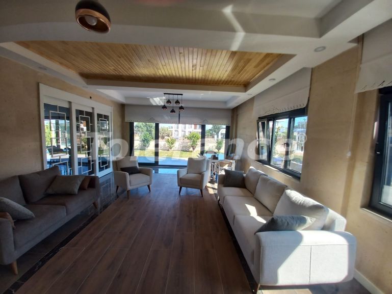 Villa еn Döşemealtı, Antalya - acheter un bien immobilier en Turquie - 145350