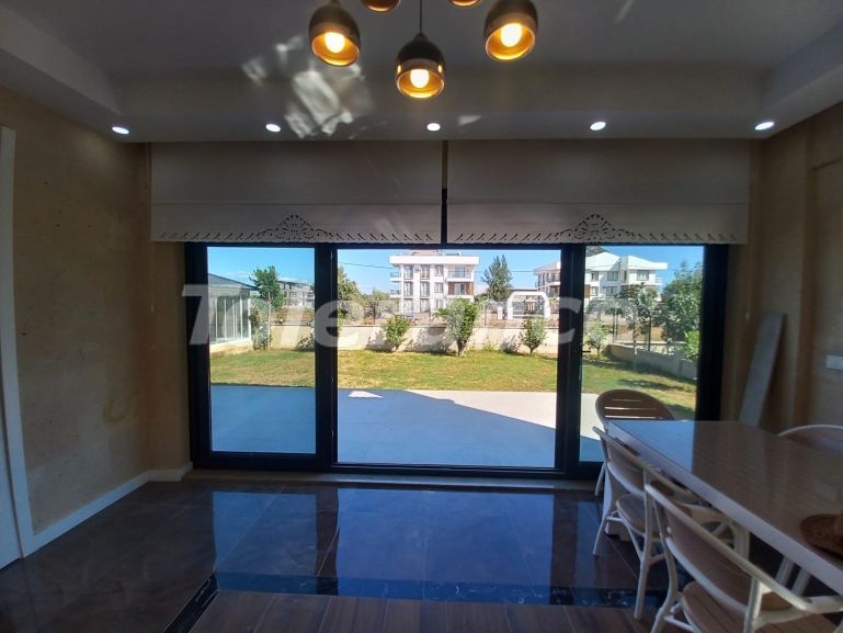 Villa еn Döşemealtı, Antalya - acheter un bien immobilier en Turquie - 145351