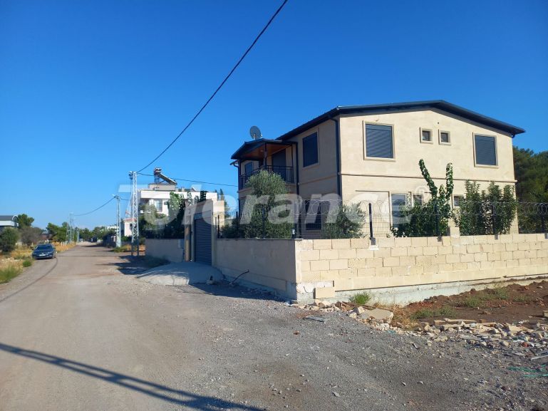 Villa еn Döşemealtı, Antalya - acheter un bien immobilier en Turquie - 145358