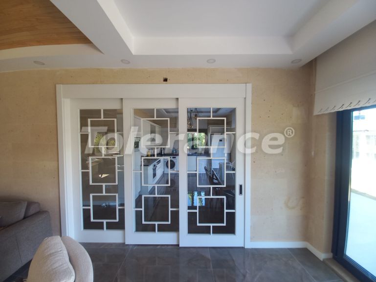 Villa еn Döşemealtı, Antalya - acheter un bien immobilier en Turquie - 145359