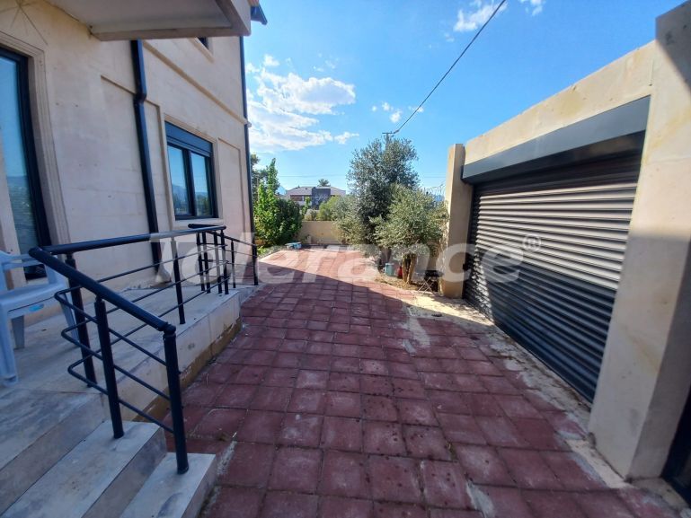 Villa еn Döşemealtı, Antalya - acheter un bien immobilier en Turquie - 145383