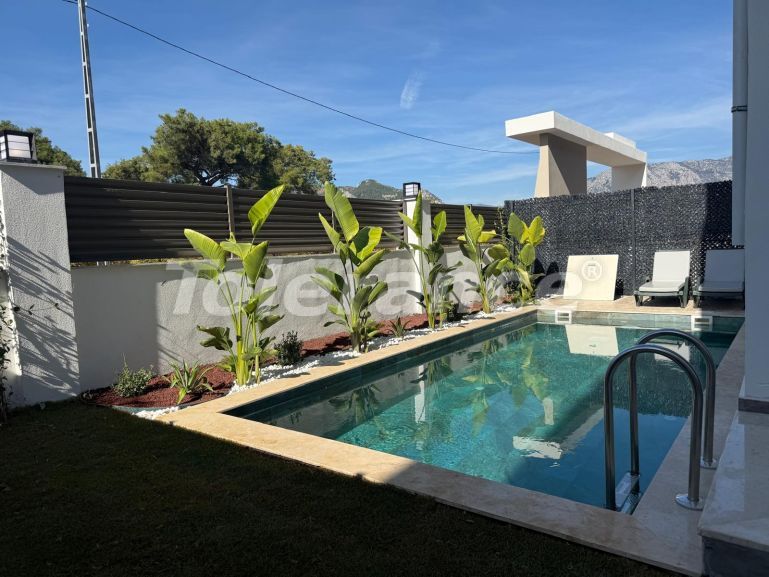 Villa from developer in Döşemealtı, Antalya with pool - buy realty in Turkey - 146800