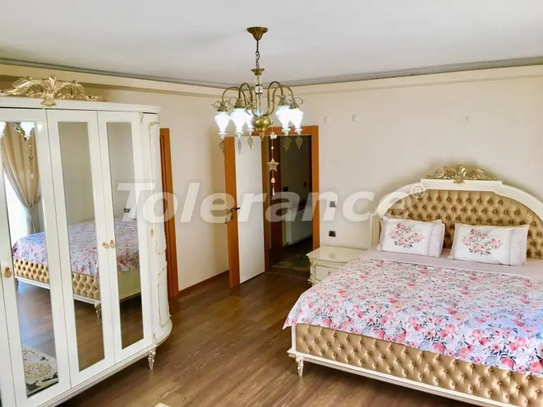 Villa from the developer in Döşemealtı, Antalya pool - buy realty in Turkey - 32716