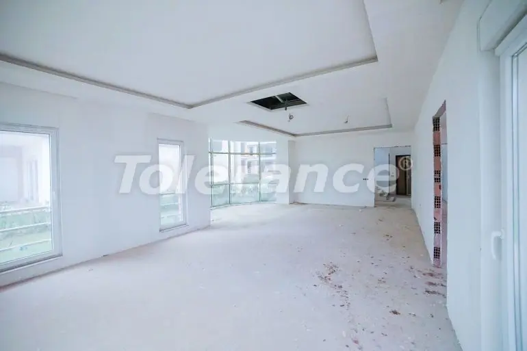 Villa from the developer in Döşemealtı, Antalya pool - buy realty in Turkey - 32933