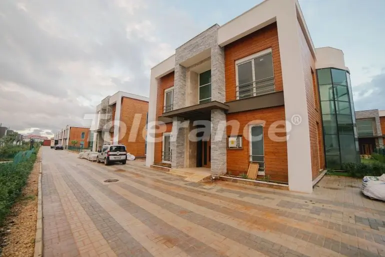 Villa from the developer in Döşemealtı, Antalya pool - buy realty in Turkey - 32963