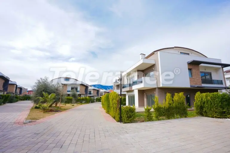 ویلا که در دوشمالتی, آنتالیا استخر - خرید ملک در ترکیه - 33658