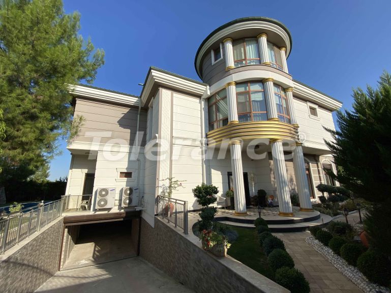 Villa in Döşemealtı, Antalya pool - immobilien in der Türkei kaufen - 44308