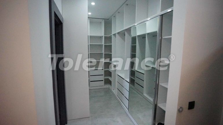 Villa from the developer in Döşemealtı, Antalya pool - buy realty in Turkey - 45294